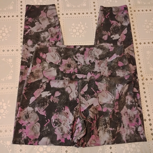 Lululemon Align Pant II 25"Floral Illusion Ice Grey Multi, 8 - Picture 9 of 12